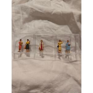 RARE Preiser 1:90 Scale Exklusiv #24 Vintage Figures with Baby Made in Germany